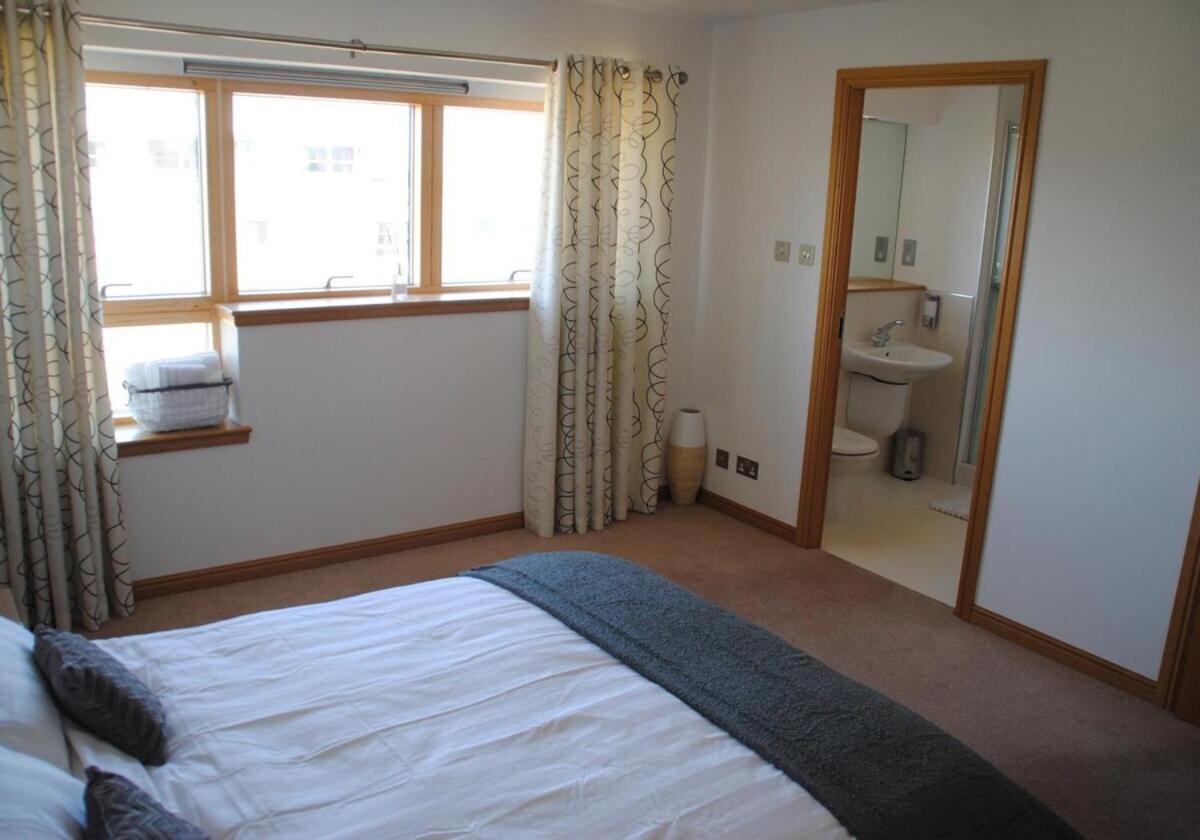 Executive 3 Bed Apartment アバディーン エクステリア 写真