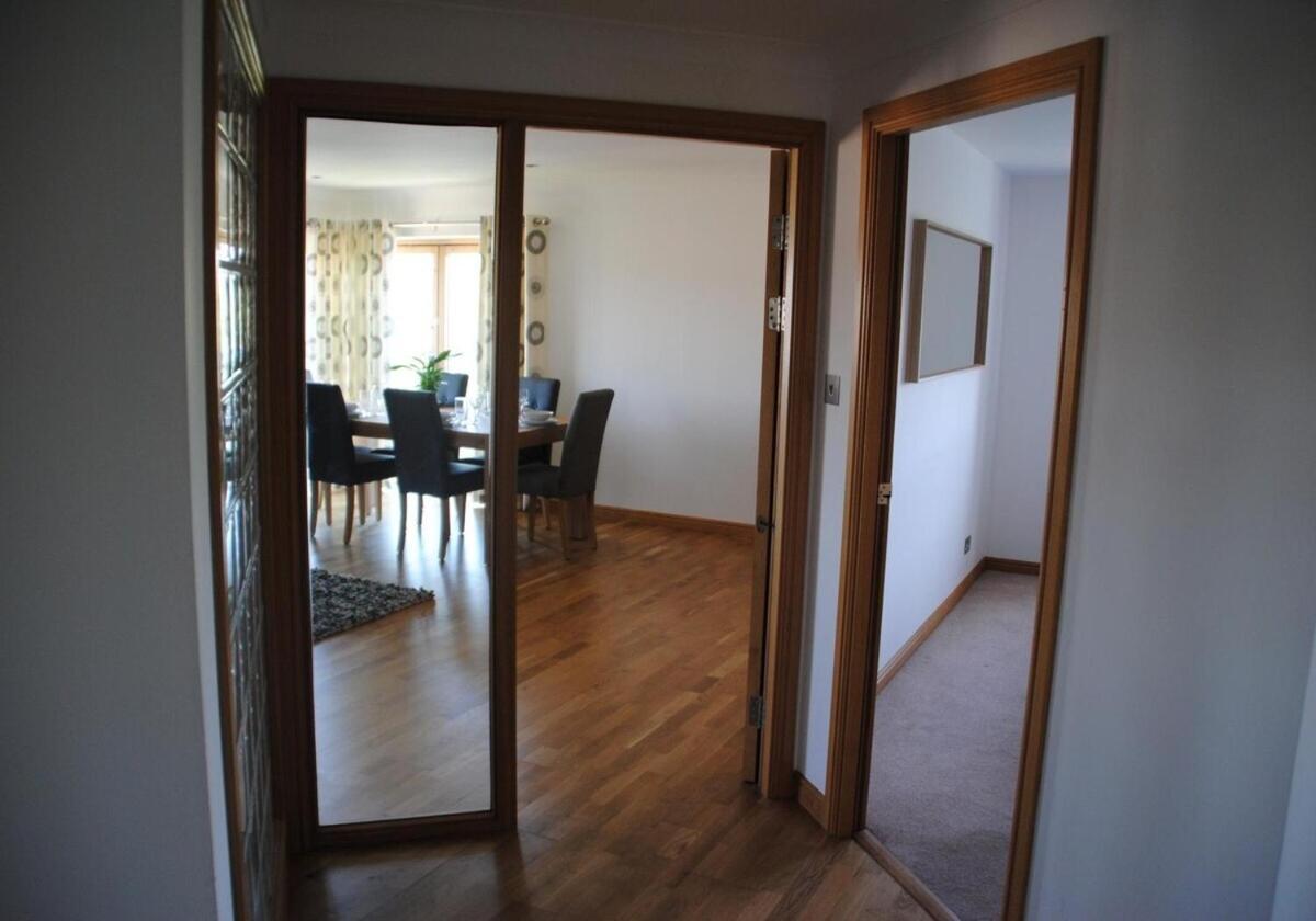 Executive 3 Bed Apartment アバディーン エクステリア 写真